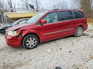 Chrysler Town & Country TOURING PLUS 4.0L 6 2010