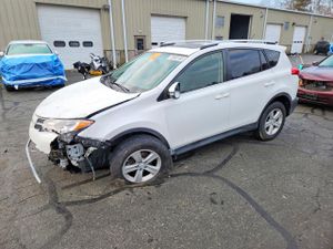 Toyota Rav4 XLE 2.5L 4 2014