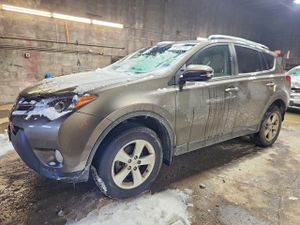 Toyota Rav4 XLE 2.5L 4 2014