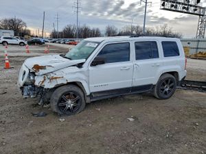 Jeep Patriot LATITUDE 2.4L 4 2014