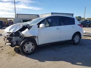 Nissan Versa S 1.8L 4 2012