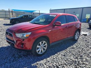 Mitsubishi Outlander ES 2.0L 4 2015