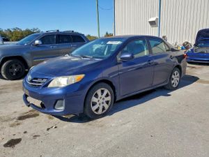 Toyota Corolla BASE 1.8L 4 2013