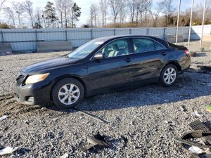 Toyota Camry BASE 2.5L 4 2011