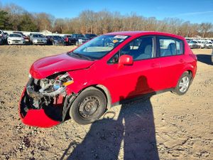 Nissan Versa S 1.8L 4 2012