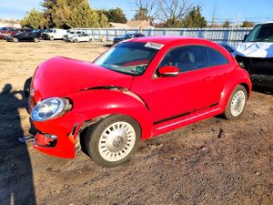 Volkswagen Beetle 1.8L 4 2014