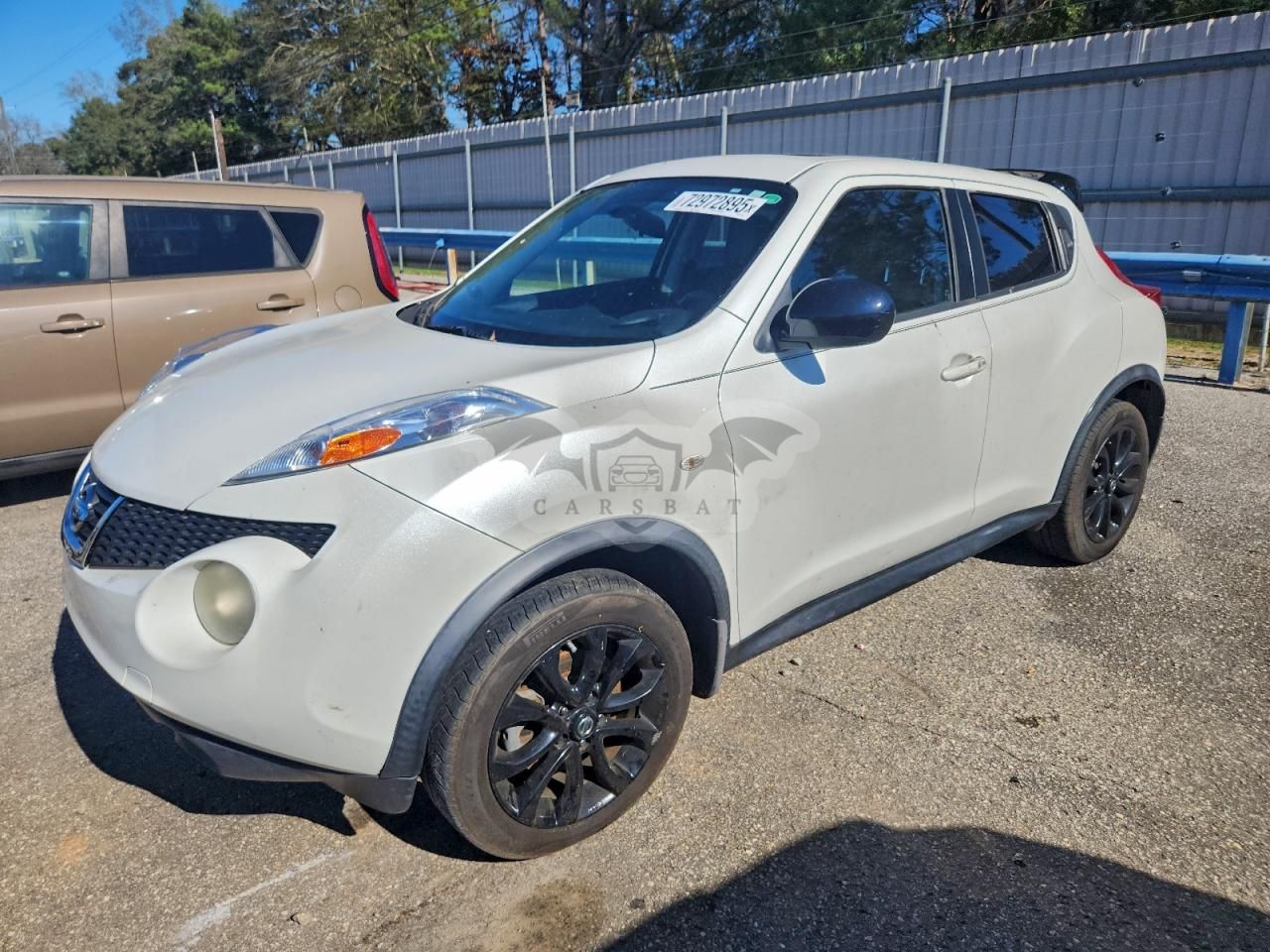 Nissan Juke S 1.6L 4 2013