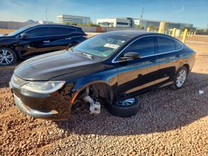 Chrysler 200 LIMITED 2.4L 4 2015
