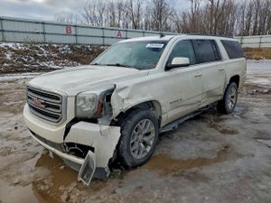 GMC Yukon K1500 SLT 5.3L 8 2015