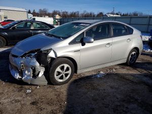 Toyota Prius 1.8L 4 2014