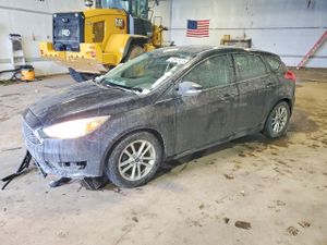 Ford Focus SE 2.0L 4 2015