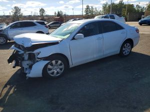 Toyota Camry BASE 2.5L 4 2011