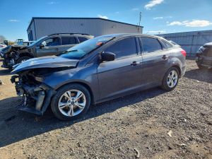 Ford Focus S 2.0L 4 2015