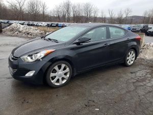Hyundai Elantra GLS 1.8L 4 2013