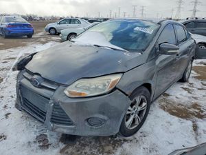 Ford Focus SE 2.0L 4 2013
