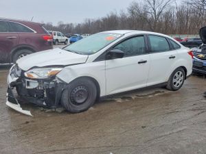 Ford Focus S 2.0L 4 2014