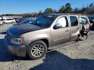 Chevrolet Tahoe 5.3L 8 2013