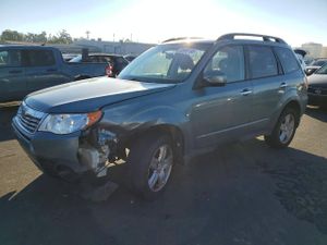 Subaru Forester 2.5L 4 2010