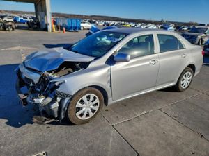 Toyota Corolla BASE 1.8L 4 2010