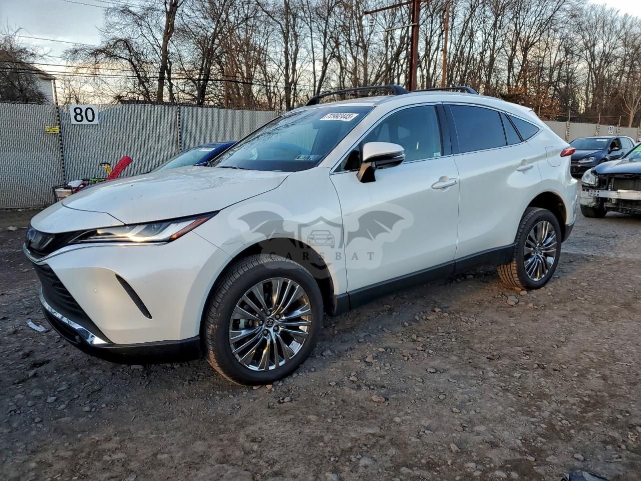 Toyota Venza LE 2.5L 4 2023