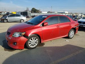 Toyota Corolla BASE 1.8L 4 2010