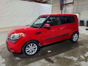 Kia Soul + 2.0L 4 2013