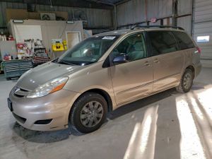 Toyota Sienna CE 3.5L 6 2007