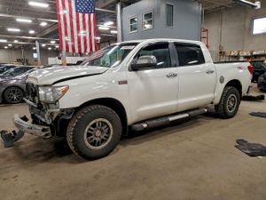 Toyota Tundra CREWMAX LIMITED 5.7L 8 2013