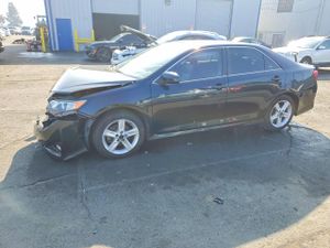 Toyota Camry BASE 2.5L 4 2012