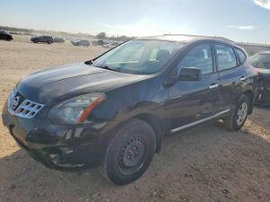 Nissan Rogue S 2.5L 4 2014