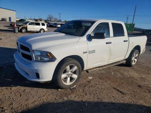 RAM 1500 ST 5.7L 8 2014