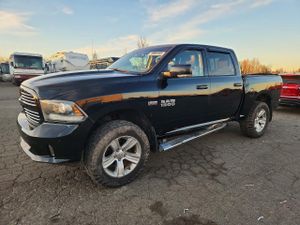 RAM 1500 SPORT 5.7L 8 2014