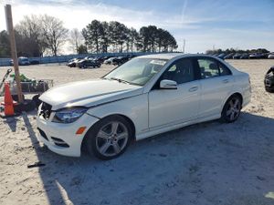 Mercedes-Benz C 300 3.0L 6 2011