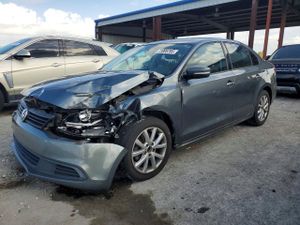 Volkswagen Jetta SE 2.5L 5 2012