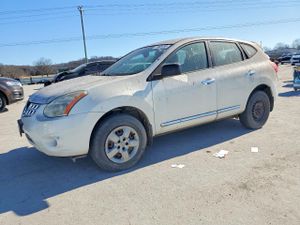 Nissan Rogue S 2.5L 4 2013