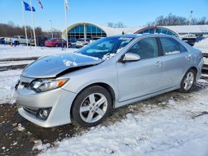 Toyota Camry L 2.5L 4 2013