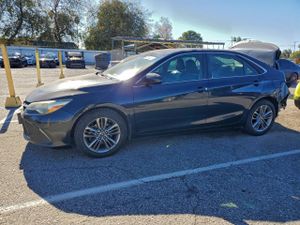 Toyota Camry LE 2.5L 4 2015