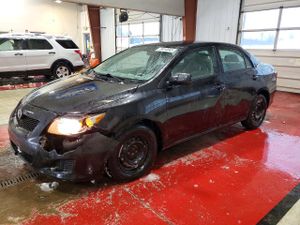 Toyota Corolla BASE 1.8L 4 2010