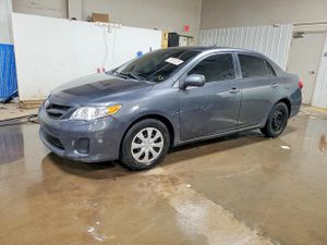 Toyota Corolla BASE 1.8L 4 2011