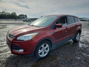 Ford Escape SE 2.5L 4 2015