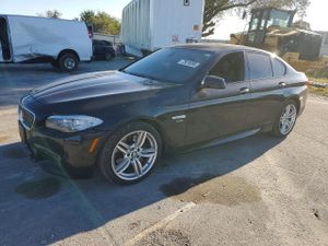 BMW 5 Series XI 3.0L 6 2011