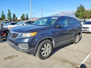 Kia Sorento LX 2.4L 4 2013