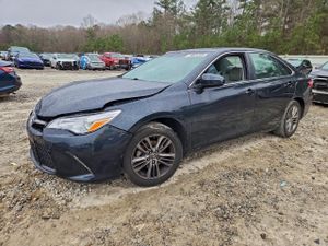 Toyota Camry LE 2.5L 4 2015