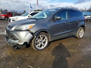 Ford Escape TITANIUM 2.0L 4 2013