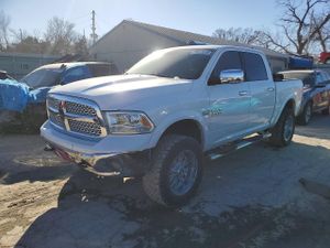 RAM 1500 LARAMIE 5.7L 8 2014