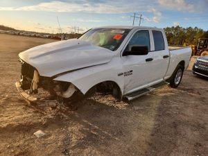 RAM 1500 ST 5.7L 8 2013