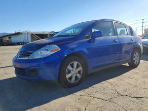 Nissan Versa S 1.8L 4 2012