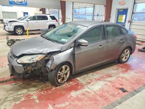 Ford Focus SE 2.0L 4 2014