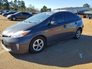 Toyota Prius 1.8L 4 2013