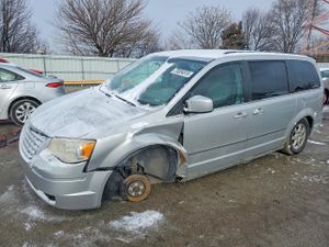 Chrysler Town & Country TOURING 3.8L 6 2010